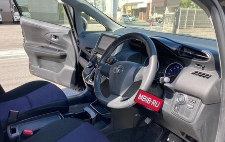 Toyota Wish II, 2017 год, 1 130 000 рублей, 17 фотография