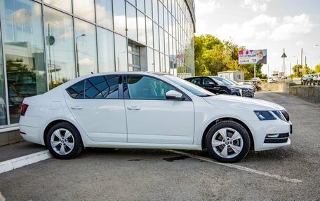 Skoda Octavia, 2018 год, 2 098 000 рублей, 8 фотография