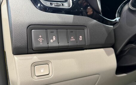 KIA Carnival III, 2017 год, 2 406 000 рублей, 22 фотография