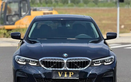BMW 3 серия, 2022 год, 2 700 666 рублей, 11 фотография