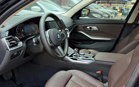 BMW 3 серия, 2022 год, 2 700 666 рублей, 3 фотография