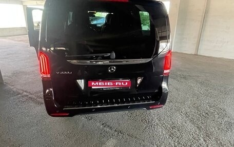 Mercedes-Benz V-Класс, 2019 год, 6 300 000 рублей, 27 фотография