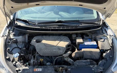 Hyundai Elantra V, 2014 год, 1 050 000 рублей, 11 фотография