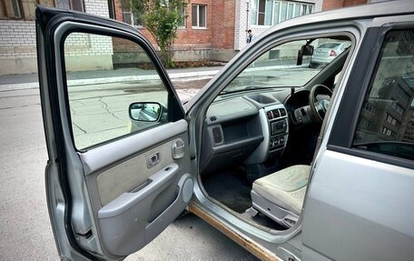 Nissan Cube II, 2001 год, 89 000 рублей, 6 фотография