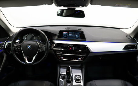 BMW 5 серия, 2018 год, 3 490 000 рублей, 10 фотография