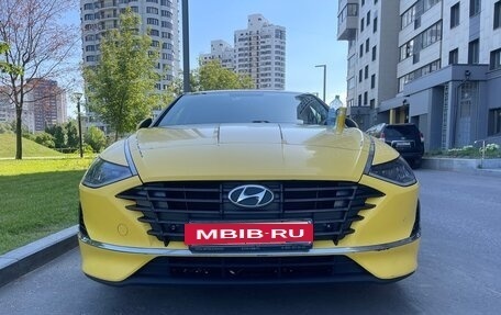 Hyundai Sonata VIII, 2020 год, 2 000 000 рублей, 2 фотография
