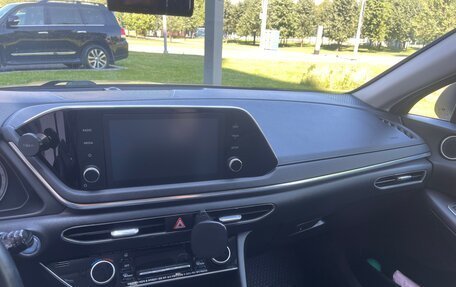Hyundai Sonata VIII, 2020 год, 2 000 000 рублей, 19 фотография