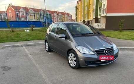 Mercedes-Benz A-Класс, 2012 год, 670 000 рублей, 2 фотография