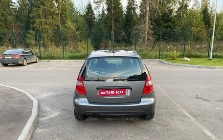 Mercedes-Benz A-Класс, 2012 год, 670 000 рублей, 4 фотография