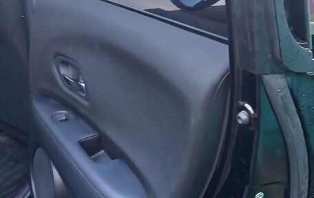 Honda Vezel, 2014 год, 1 660 000 рублей, 4 фотография