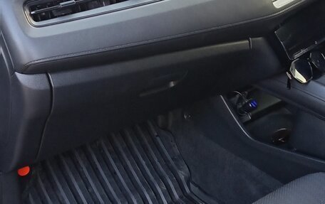 Honda Vezel, 2014 год, 1 660 000 рублей, 13 фотография