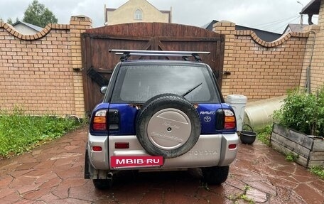 Toyota RAV4, 1998 год, 420 000 рублей, 2 фотография