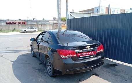 Chevrolet Cruze II, 2013 год, 700 000 рублей, 4 фотография