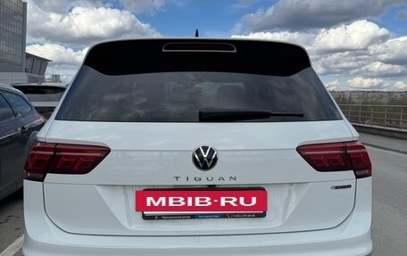 Volkswagen Tiguan II, 2021 год, 4 250 000 рублей, 5 фотография