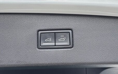 Volkswagen Tiguan II, 2021 год, 4 250 000 рублей, 18 фотография