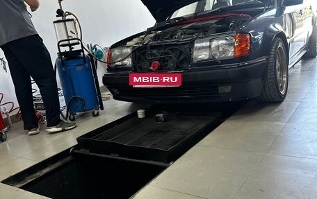 Mercedes-Benz E-Класс, 1992 год, 1 500 000 рублей, 5 фотография