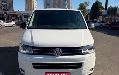 Volkswagen Multivan T5, 2012 год, 2 200 000 рублей, 1 фотография