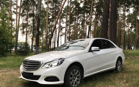 Mercedes-Benz E-Класс, 2015 год, 1 130 000 рублей, 1 фотография