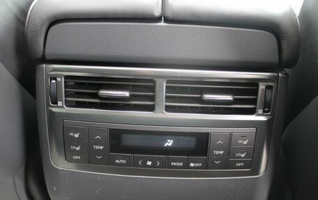 Lexus LX III, 2009 год, 2 145 000 рублей, 14 фотография
