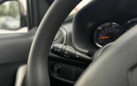 Renault Sandero II рестайлинг, 2017 год, 999 000 рублей, 25 фотография