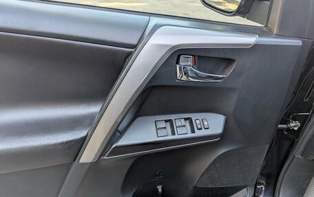 Toyota RAV4, 2018 год, 2 595 000 рублей, 14 фотография