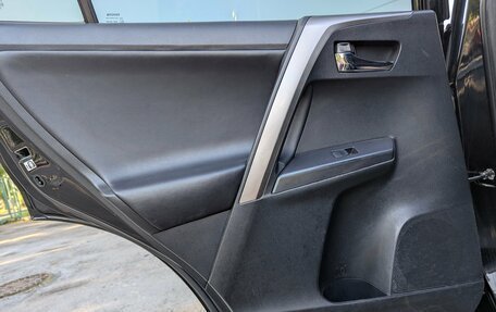 Toyota RAV4, 2018 год, 2 595 000 рублей, 16 фотография
