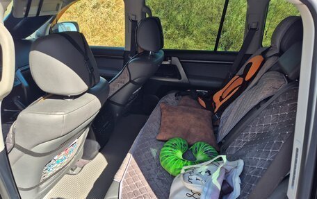 Toyota Land Cruiser 200, 2009 год, 2 890 000 рублей, 10 фотография