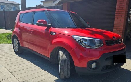 KIA Soul II рестайлинг, 2018 год, 1 900 000 рублей, 2 фотография