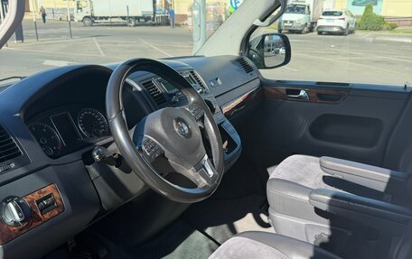 Volkswagen Multivan T5, 2012 год, 2 200 000 рублей, 10 фотография