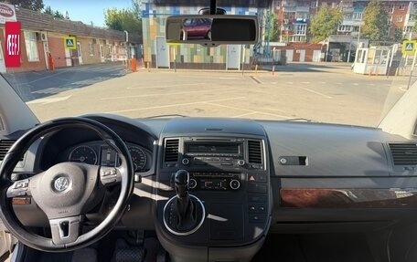 Volkswagen Multivan T5, 2012 год, 2 200 000 рублей, 13 фотография