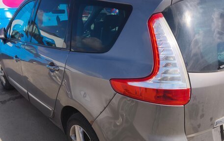 Renault Scenic III, 2015 год, 1 105 000 рублей, 4 фотография