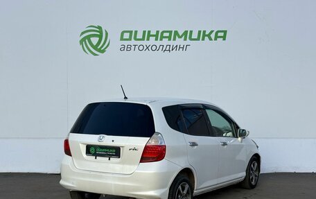 Honda Fit III, 2006 год, 340 000 рублей, 6 фотография