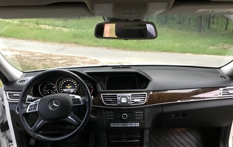 Mercedes-Benz E-Класс, 2015 год, 1 130 000 рублей, 6 фотография