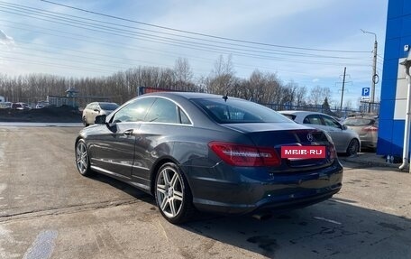 Mercedes-Benz E-Класс, 2012 год, 1 370 000 рублей, 2 фотография