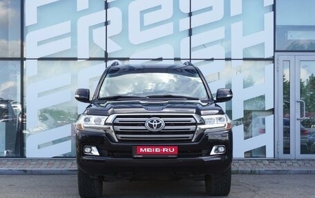 Toyota Land Cruiser 200, 2015 год, 5 000 000 рублей, 2 фотография
