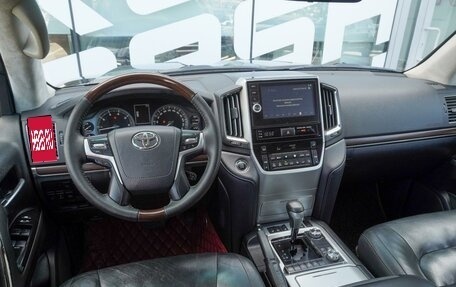 Toyota Land Cruiser 200, 2015 год, 5 000 000 рублей, 12 фотография