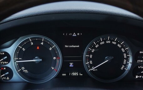 Toyota Land Cruiser 200, 2015 год, 5 000 000 рублей, 23 фотография