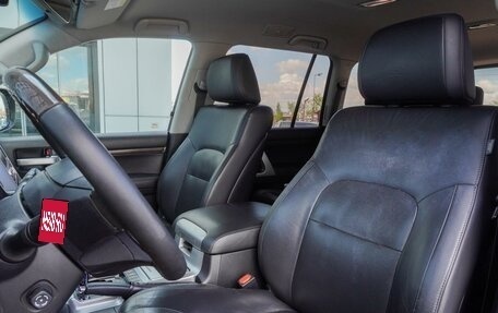 Toyota Land Cruiser 200, 2015 год, 5 000 000 рублей, 15 фотография