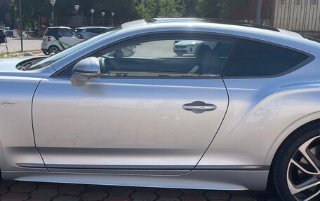 Bentley Continental GT, 2025 год, 38 000 000 рублей, 15 фотография