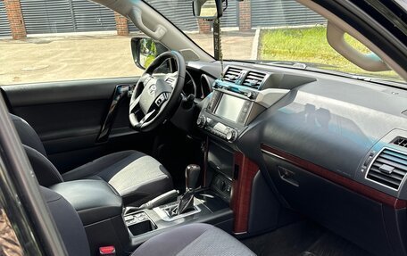 Toyota Land Cruiser Prado 150 рестайлинг 2, 2015 год, 3 500 000 рублей, 4 фотография