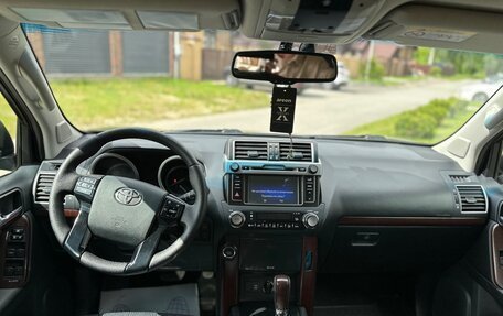 Toyota Land Cruiser Prado 150 рестайлинг 2, 2015 год, 3 500 000 рублей, 3 фотография