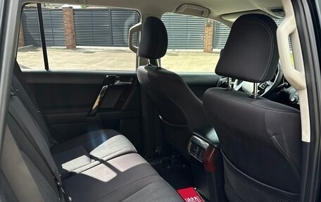 Toyota Land Cruiser Prado 150 рестайлинг 2, 2015 год, 3 500 000 рублей, 5 фотография