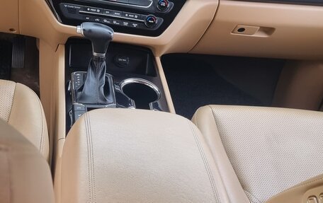 KIA Carnival III, 2018 год, 2 450 000 рублей, 26 фотография