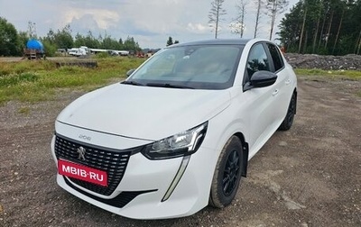 Peugeot 208 II, 2022 год, 1 900 000 рублей, 1 фотография