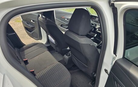 Peugeot 208 II, 2022 год, 1 900 000 рублей, 16 фотография