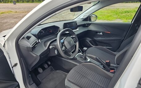 Peugeot 208 II, 2022 год, 1 900 000 рублей, 18 фотография