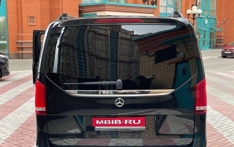 Mercedes-Benz V-Класс, 2019 год, 5 700 000 рублей, 8 фотография