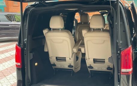 Mercedes-Benz V-Класс, 2019 год, 5 700 000 рублей, 18 фотография