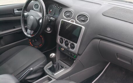 Ford Focus II рестайлинг, 2006 год, 490 000 рублей, 19 фотография