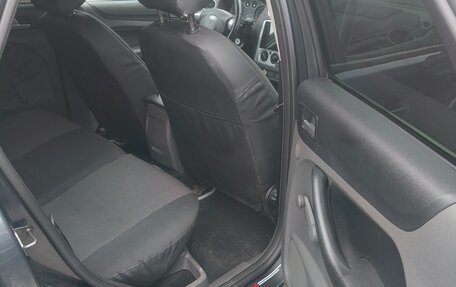 Ford Focus II рестайлинг, 2006 год, 490 000 рублей, 17 фотография
